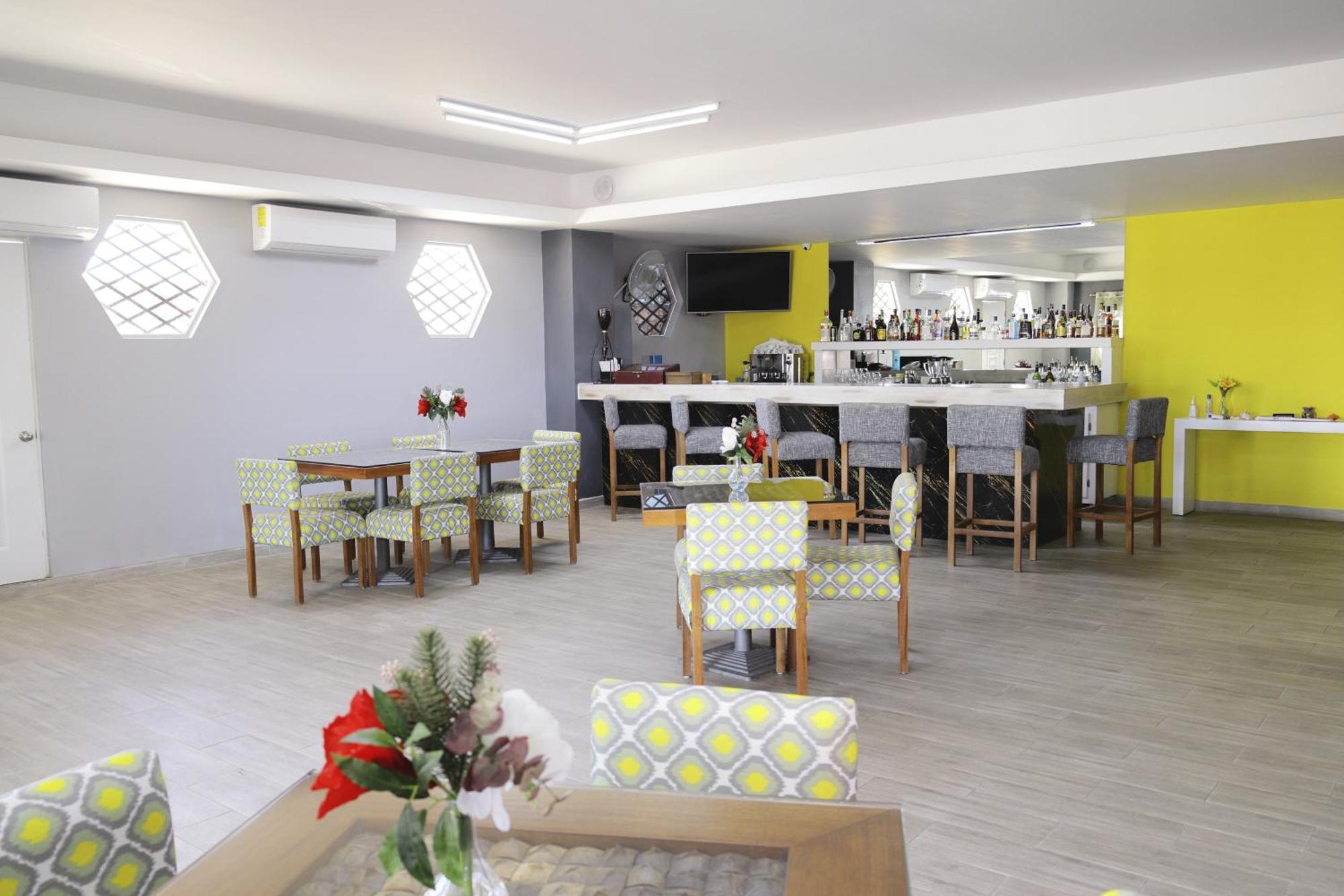 Hotel Capriccio Mare Y Restaurante 蓬塔卡纳 外观 照片